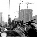 Miting contra și pro FSN în piața Victoriei