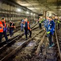 Lucrari la un macaz, in tunel langa Piata Unirii - Metrou Bucuresti