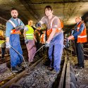 Lucrari la un macaz, in tunel langa Piata Unirii - Metrou Bucuresti