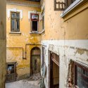 Casa abandonata - Femei pe Matasari 2016