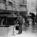 Oameni - Piata Universitatii