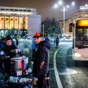 Ceai cald - Protest anticoruptie - Piata Victoriei