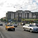 Bloc abandonat văzut de pe Pasajul Băneasa