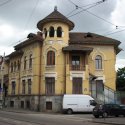 Casa la parcul  Carol