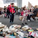 Protest „Biblioteca pentru Pop” - Piața Victoriei