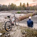 Biciclist - Șantier abandonat - Cântarea României