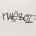 Graffiti pe scarile interioare ale MNAC