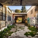 Complex comercial abandonat - Strada Buga