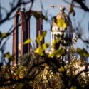 Mausoleul și Catedrala văzute din parcul Tineretului