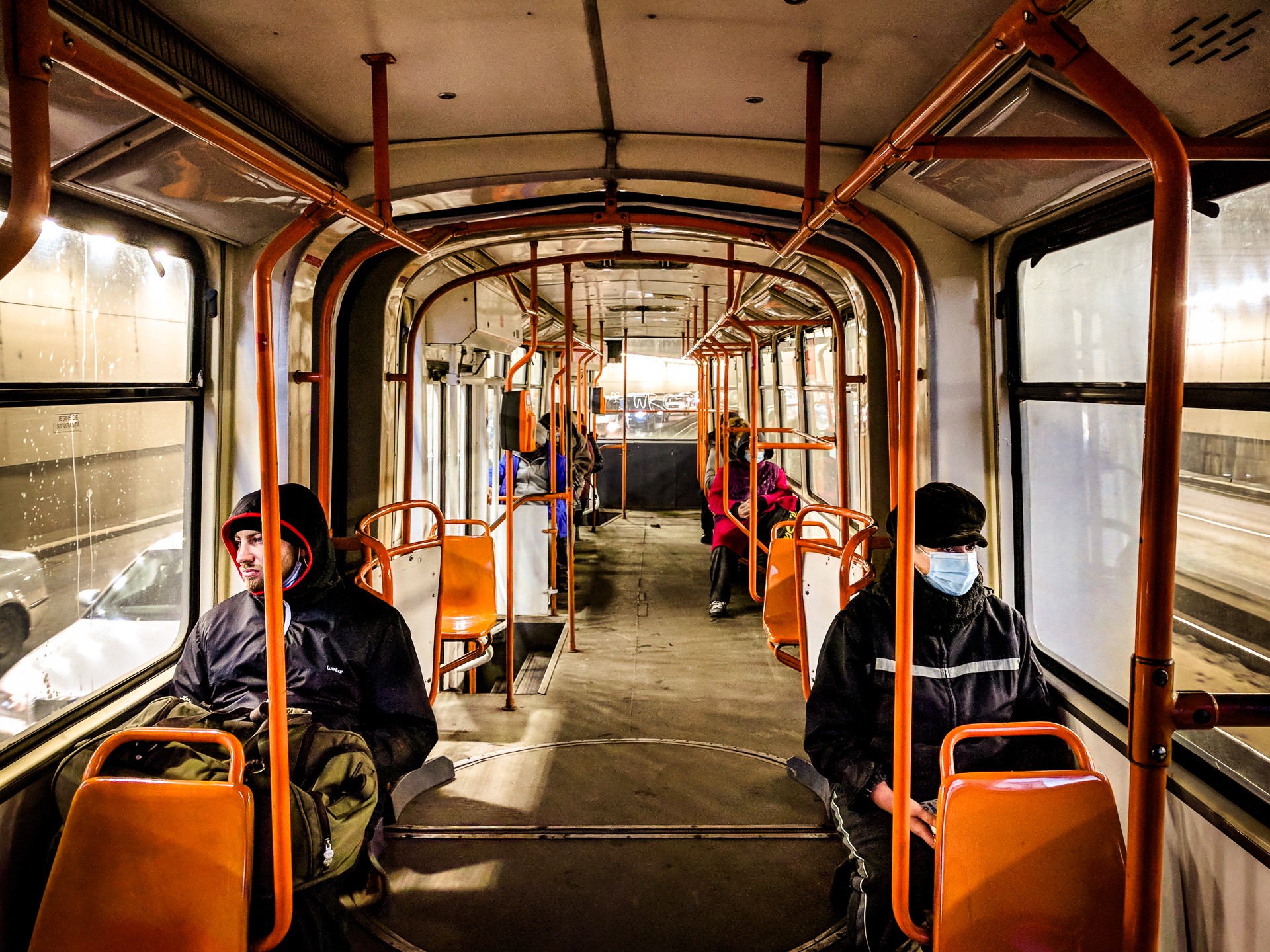 În tramvai - Pasajul Mărășești