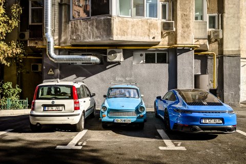 Traban și Porsche - Strada Panait Cerna