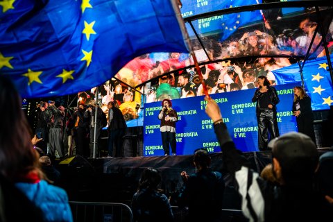 România în Lumină - Meeting susținere Nicușor Dan