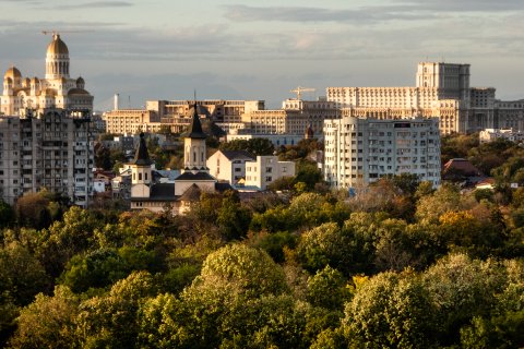 Vedere spre Cuțitul de Argint - Șoseaua Olteniței