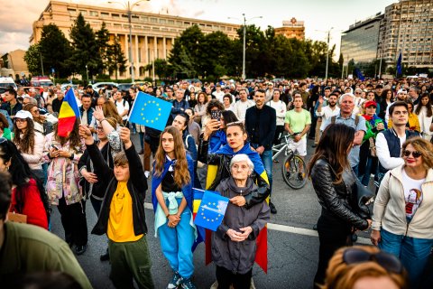 România în Lumină - Meeting susținere Nicușor Dan