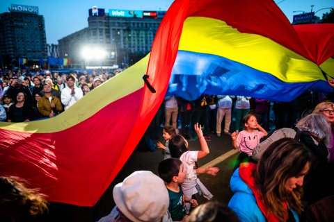 România în Lumină - Meeting susținere Nicușor Dan