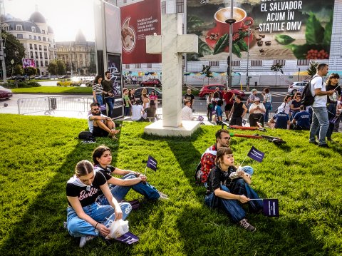 Protest pentru combaterea violenței împotriva femeilor - Parcul TNB