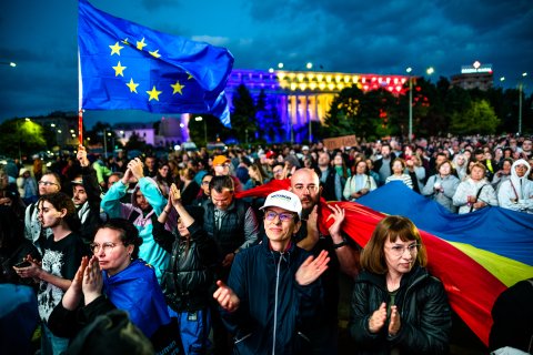 România în Lumină - Meeting susținere Nicușor Dan