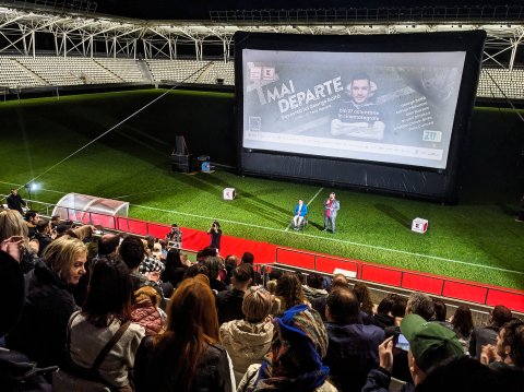 Premieră film - Mai Departe - Stadionul Arcul de Triumf