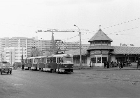 Tramvai la piata 1 mai