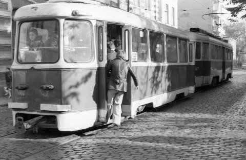 Mers pe scara tramvaiului