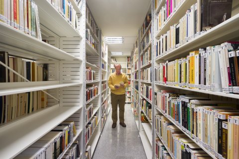 Institutul Cervantes - Biblioteca