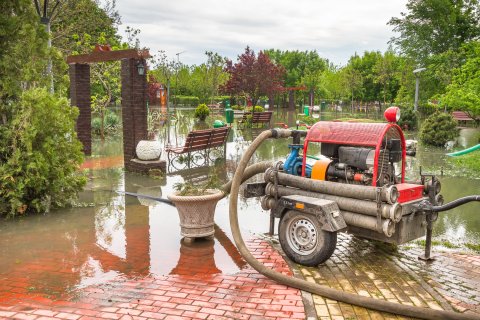 Inundatii in parc - Palatul Copiilor