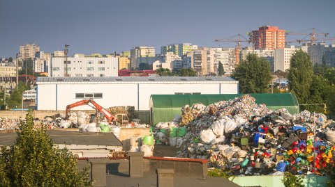 Centru de Reciclare langa Gara Obor