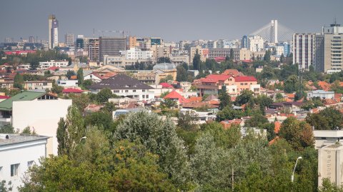 Turnul Ascensorul si Podul Basarab