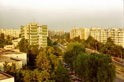 Cartierul Titan vazut de la statia de metrou Nicolae Grigorescu