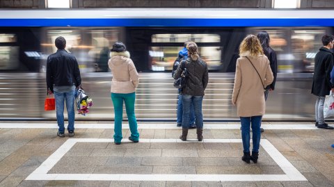 Peron - Statia de metrou Piata Unirii 2