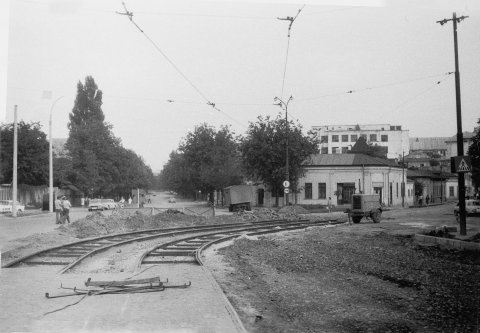 Intersectie Bd. 1 Mai cu Banu Manta 22.06.1977