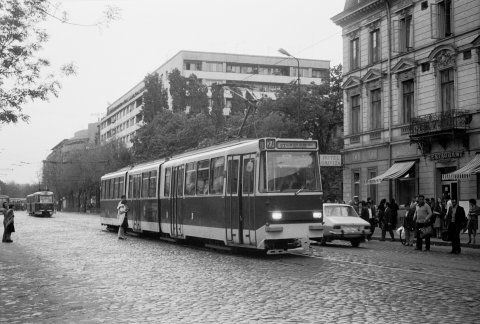 Tramvai V3A 040 linia 27 Calea Grivitei 01.05.1978