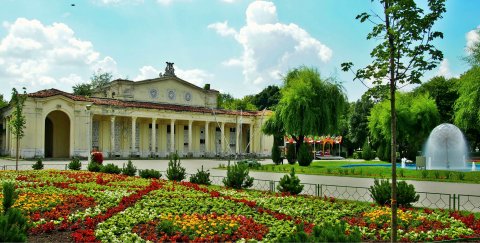 Teatrul de vară Bazilescu