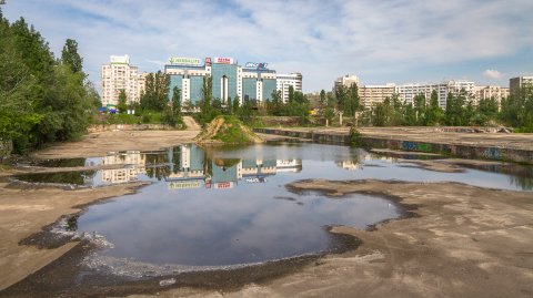 Santier abandonat - Centrul de Cultură şi Creaţie Cîntarea României