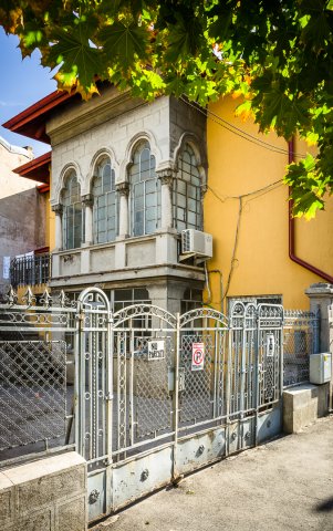 Casa - Strada Candiano Popescu