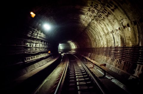 In tunel spre Titan - Metrou Bucuresti