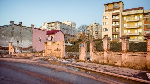 Zona proaspat demolata - Strada Ion Minulescu