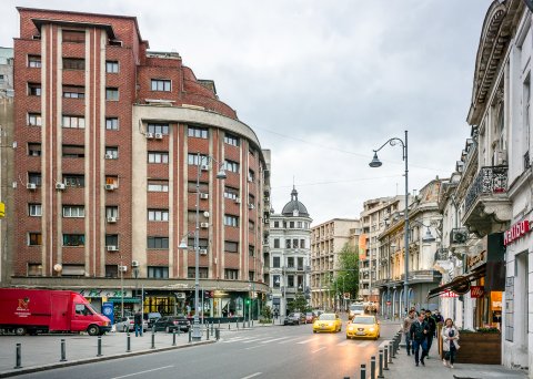 Central Palace - Calea Victoriei