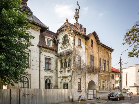 Casa cu Omul de Fier - Strada Episcopul Radu