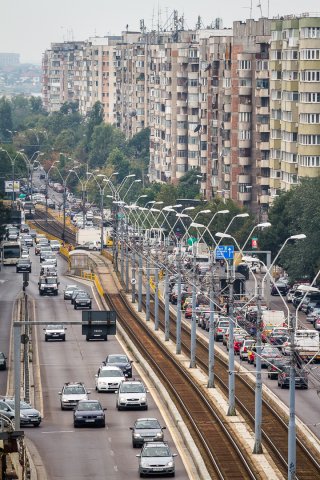 Calea Crangasi vazuta din cladirea ISAF