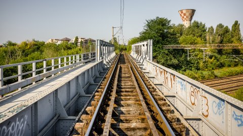 Pod CFR - Bucurestii Noi