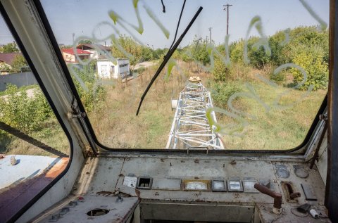 Interior - Macara abandonata - Triaj