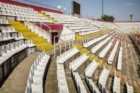 In tribuna - Stadionul Giulesti