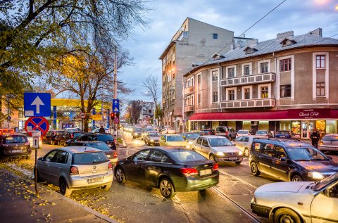 Intersectie - Strada Tunari - Mihai Eminescu