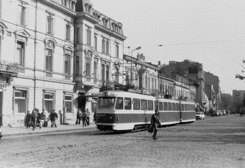 Tramvai linia 10 Calea Griviței în dreptul hotelului Grivița 20.10.1979