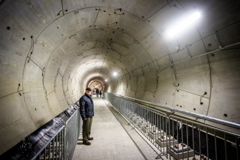 In tunel spre statia de metrou Drumul Taberei 34