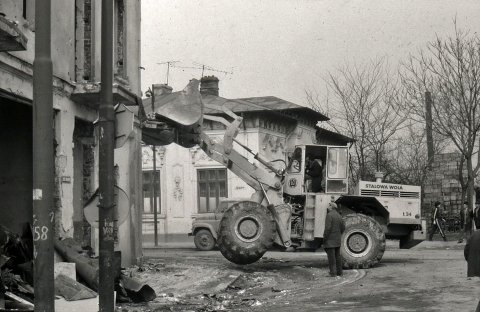 Demolari pe strada Uranus, colţ cu strada Maior Ene