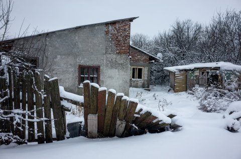 Casă părăsită pe Strada Chitila - Triaj