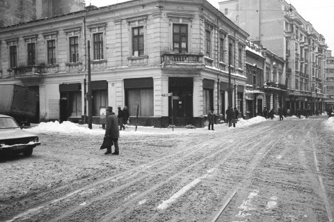 Intersectie - Calea Mosilor - Strada Hristo Botev