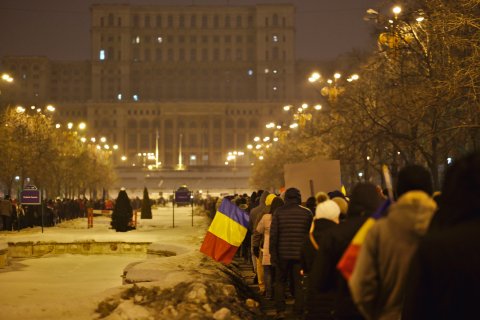 Continua protestele anti-coruptie in Bucuresti